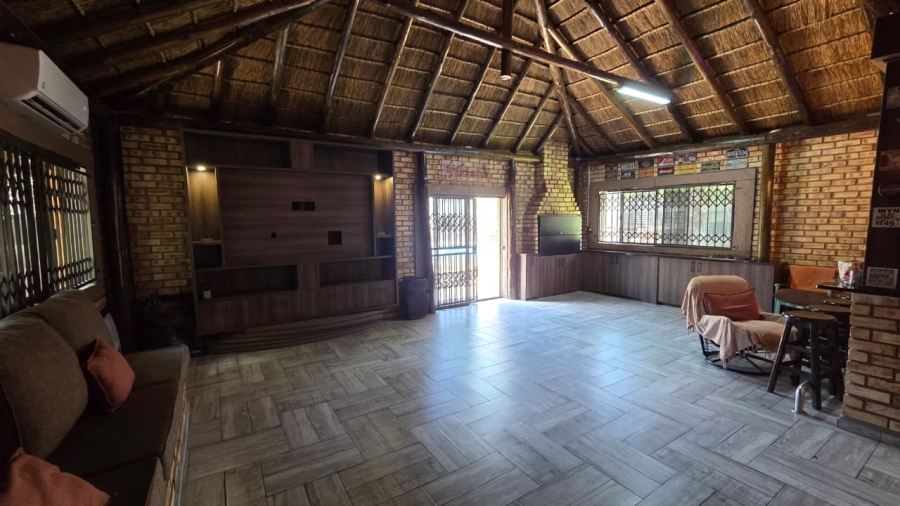 3 Bedroom Property for Sale in Protea Park North West